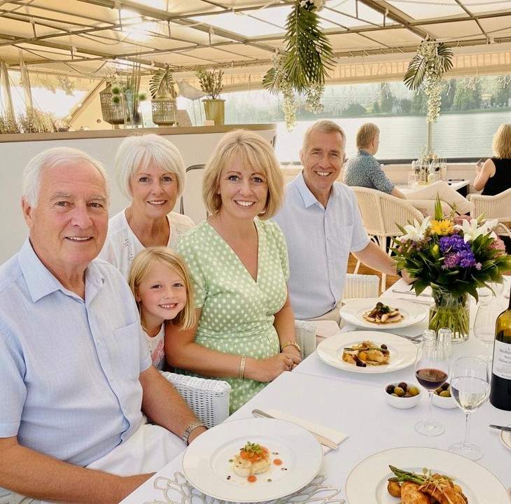 Muttertag Ausfahrt Schiff Familie auf dem Eventschiff erMarina auf dem Bodensee