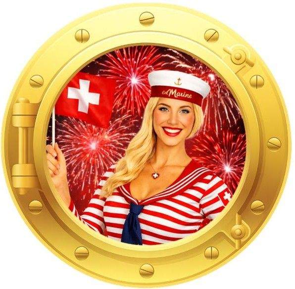 Nationalfeiertag auf dem Schiff erMarina Bullauge mit Matrosin mit Schweizerfahne in der Hand